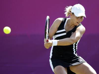 Erakovic loses in first round