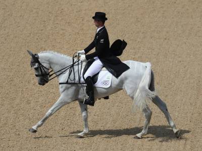 NZ sixth after dressage