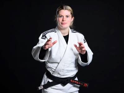 Qona Christie
