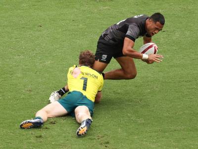 Sevens men through to quarter-finals